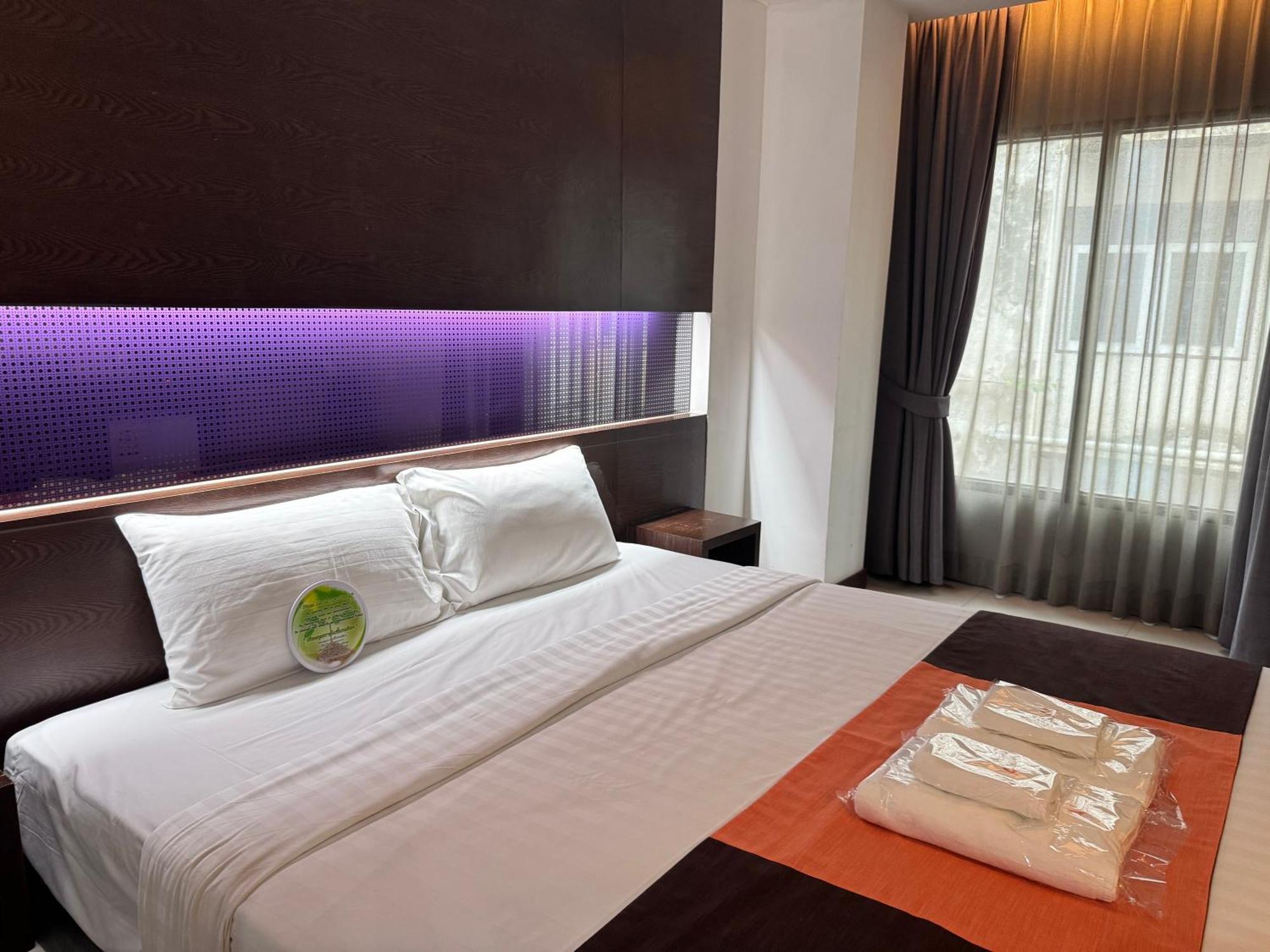 Collection O The Bangkok Airport Link Suite Luaran gambar