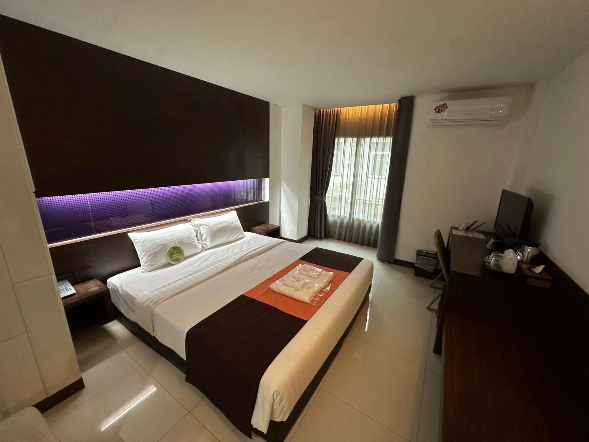 Collection O The Bangkok Airport Link Suite Luaran gambar